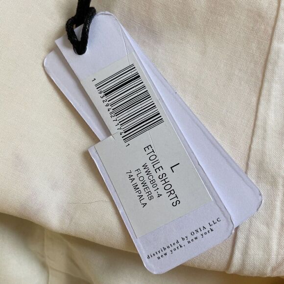 We Wore What Shorts Womens Large L Floral Etoile Yellow NEW Flat Front Side Zip - Picture 8 of 8